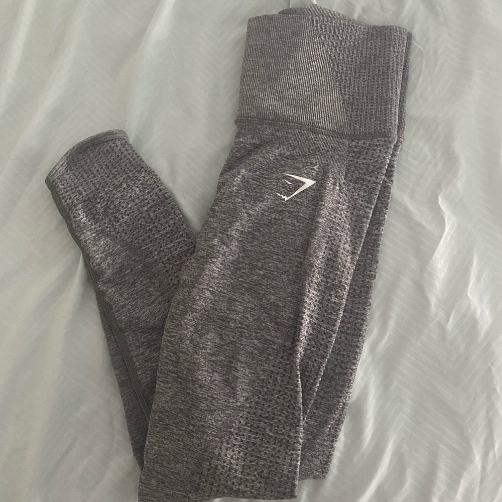 grey gymshark leggings